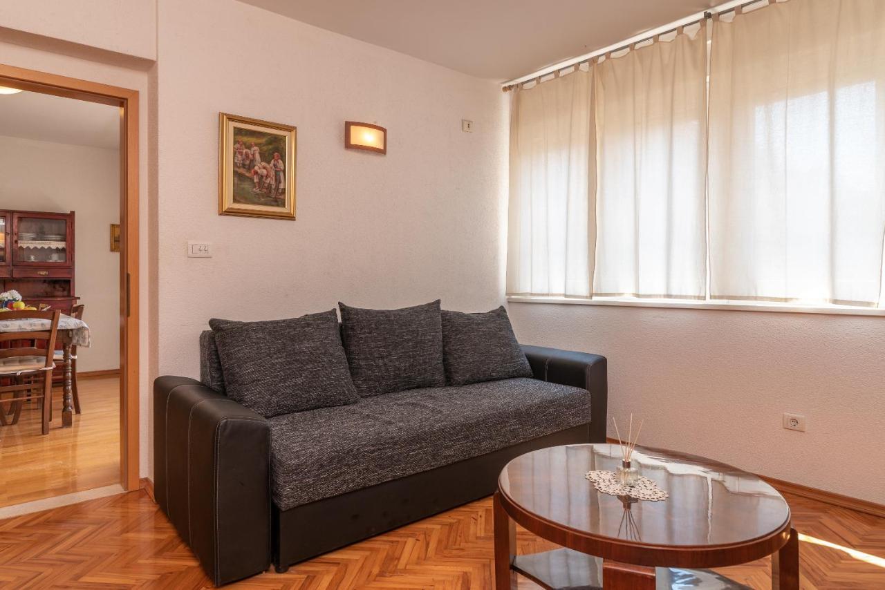 Apartment Bruno Trogir Buitenkant foto