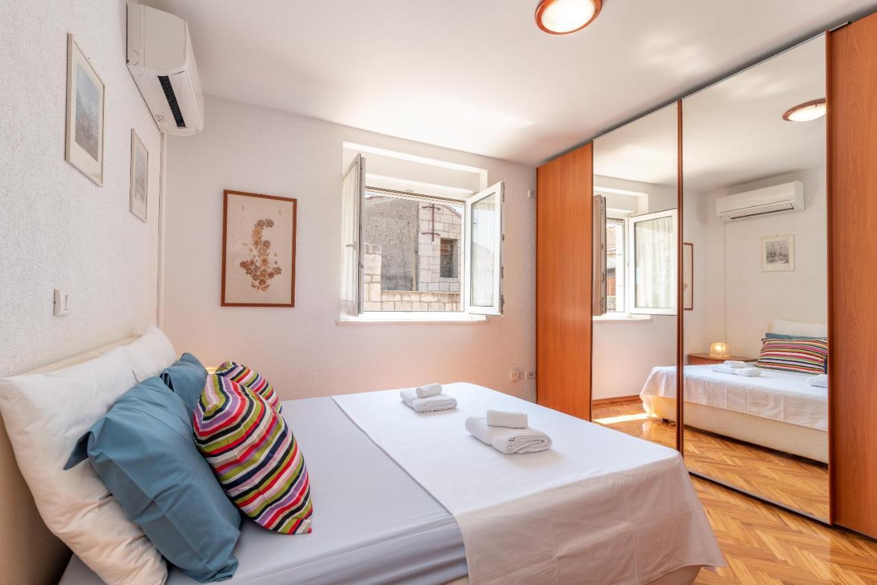 Apartment Bruno Trogir Buitenkant foto